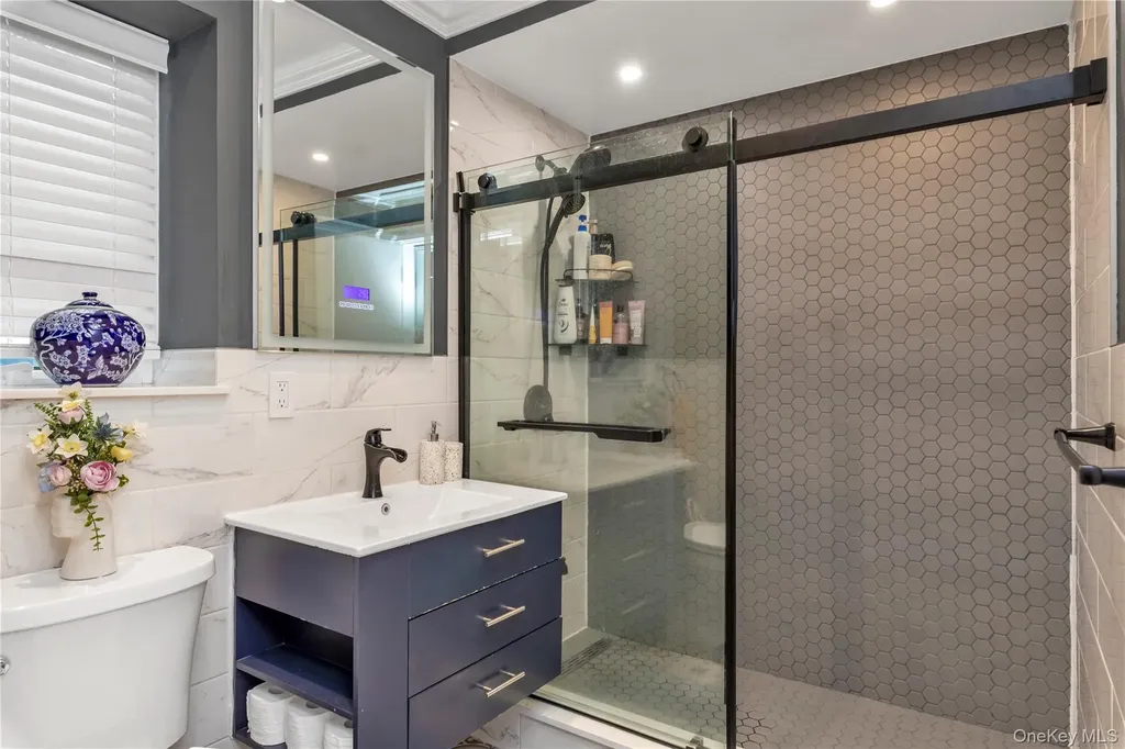 928 N Fletcher Avenue Valley Stream NY 11580