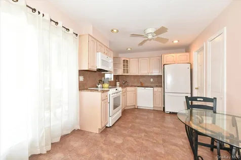 344 New York Avenue Massapequa Park NY 11762