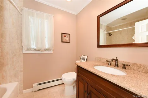 344 New York Avenue Massapequa Park NY 11762