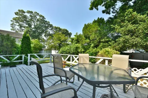 344 New York Avenue Massapequa Park NY 11762