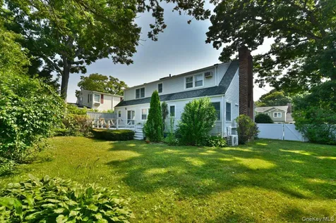 344 New York Avenue Massapequa Park NY 11762