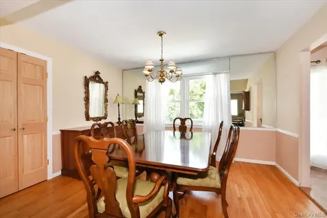 344 New York Avenue Massapequa Park NY 11762