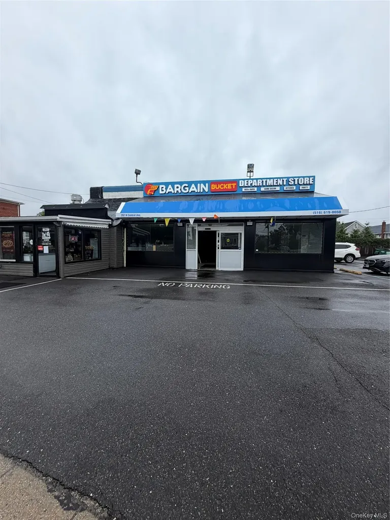 297 N Central Avenue Valley Stream NY 11580