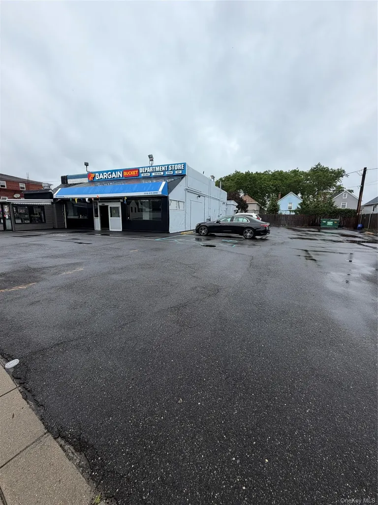 297 N Central Avenue Valley Stream NY 11580