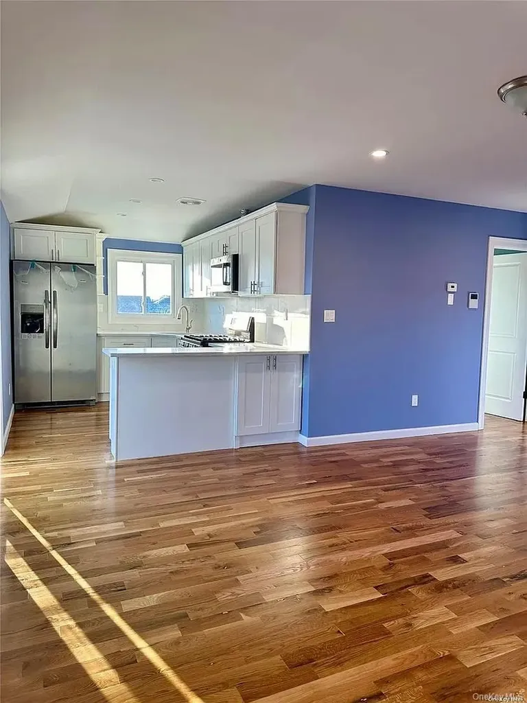 10211 164th Avenue Howard Beach NY 11414