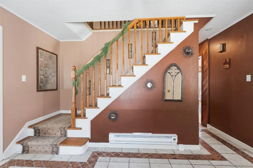 17 Birch Hill Putnam Valley NY 10579