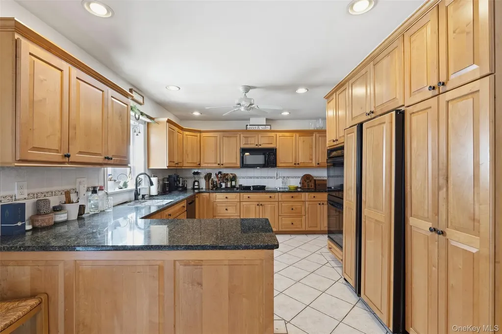 17 Birch Hill Putnam Valley NY 10579