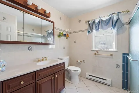 17 Birch Hill Putnam Valley NY 10579