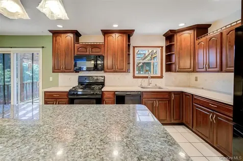 26 Heaney Drive Beacon NY 12508