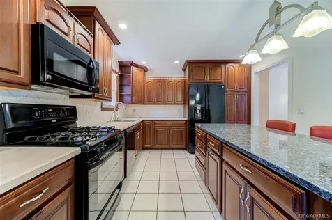 26 Heaney Drive Beacon NY 12508