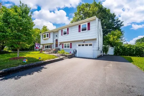 26 Heaney Drive Beacon NY 12508