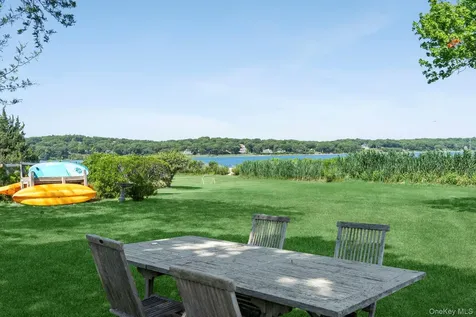 21 Breeze Hill Road East Hampton NY 11937