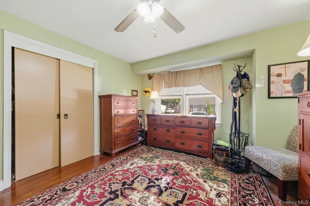 13 Calmer Place Hyde Park NY 12538