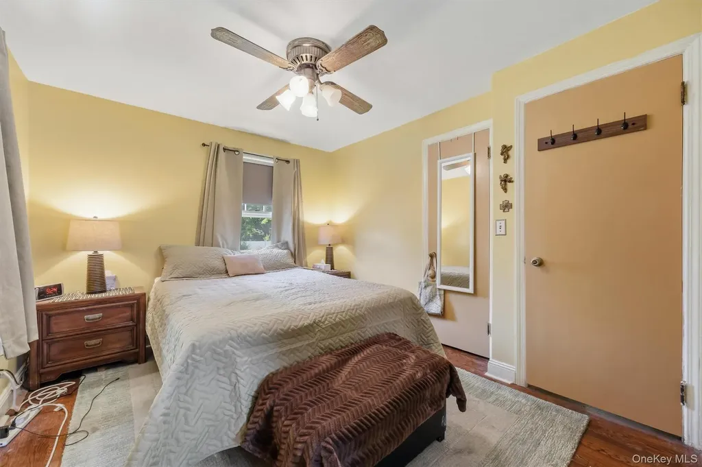 13 Calmer Place Hyde Park NY 12538