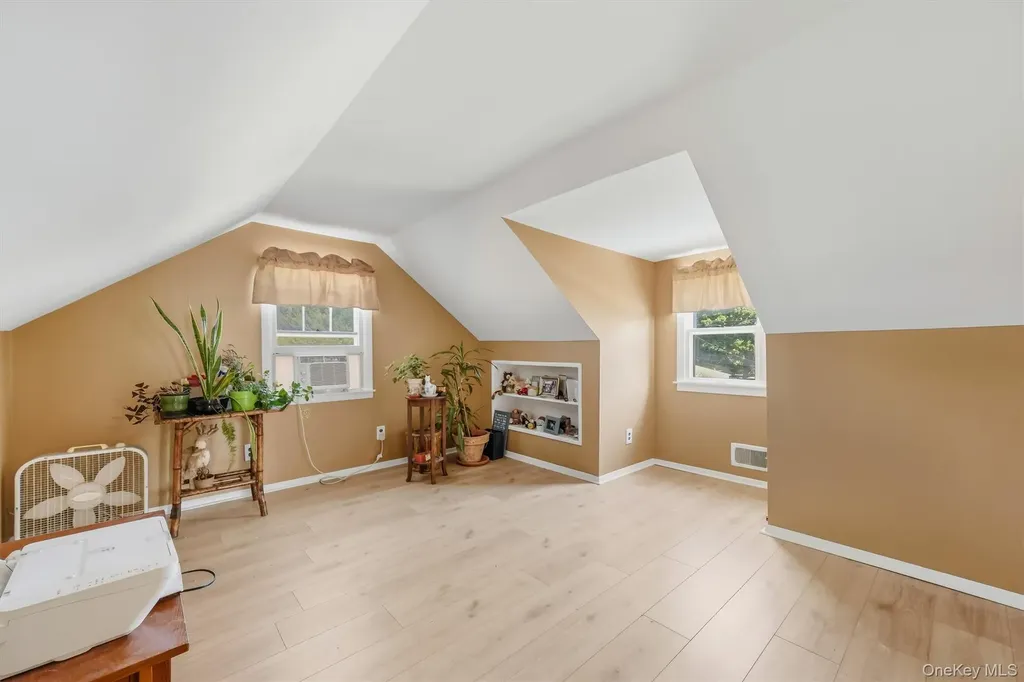 13 Calmer Place Hyde Park NY 12538