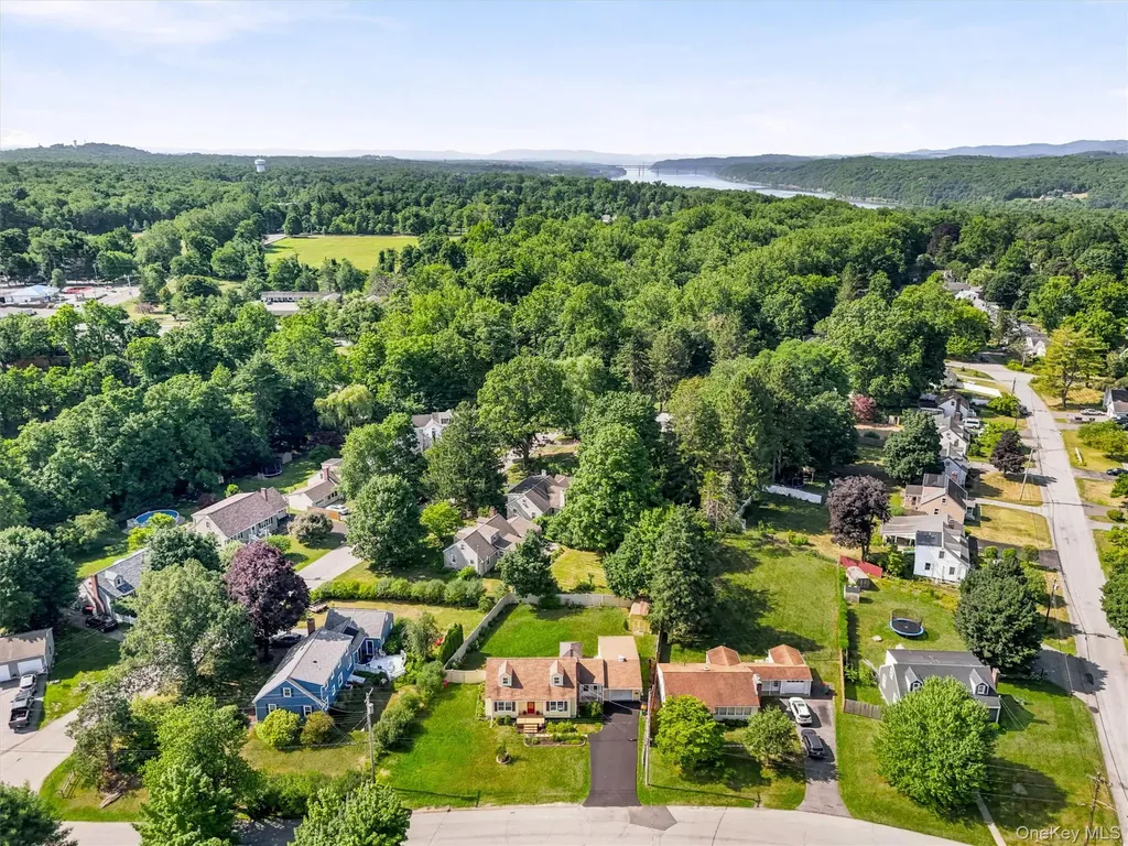 13 Calmer Place Hyde Park NY 12538