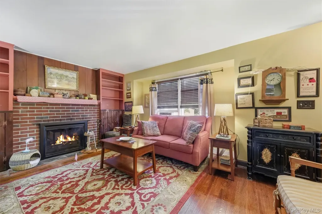13 Calmer Place Hyde Park NY 12538