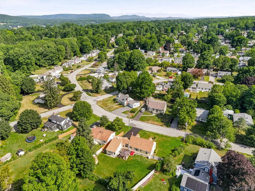 13 Calmer Place Hyde Park NY 12538