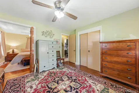 13 Calmer Place Hyde Park NY 12538