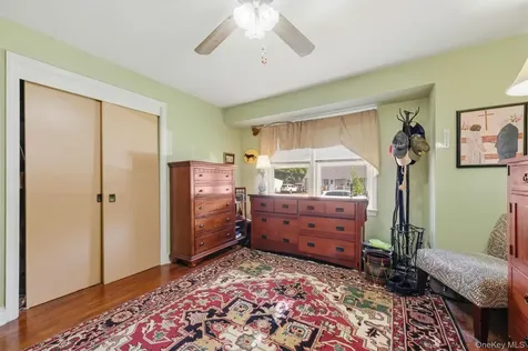 13 Calmer Place Hyde Park NY 12538