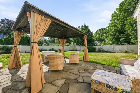 13 Calmer Place Hyde Park NY 12538