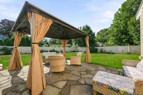 13 Calmer Place Hyde Park NY 12538