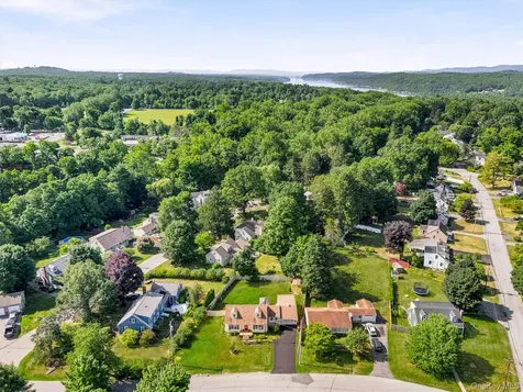 13 Calmer Place Hyde Park NY 12538