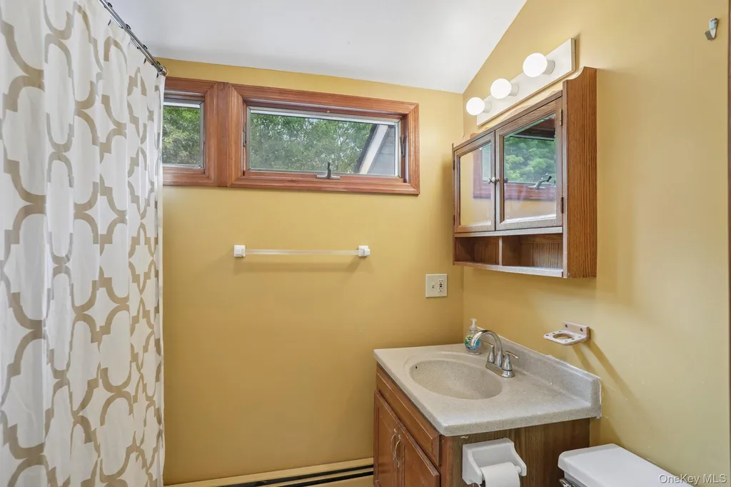 8 Sunset Heights Monroe NY 10950
