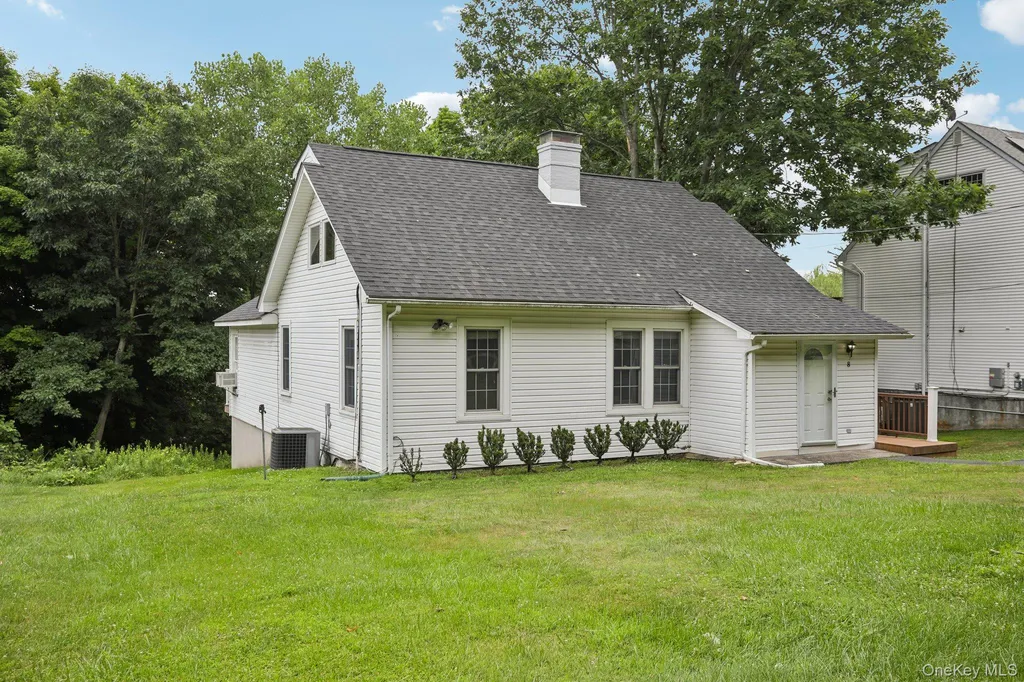 8 Sunset Heights Monroe NY 10950