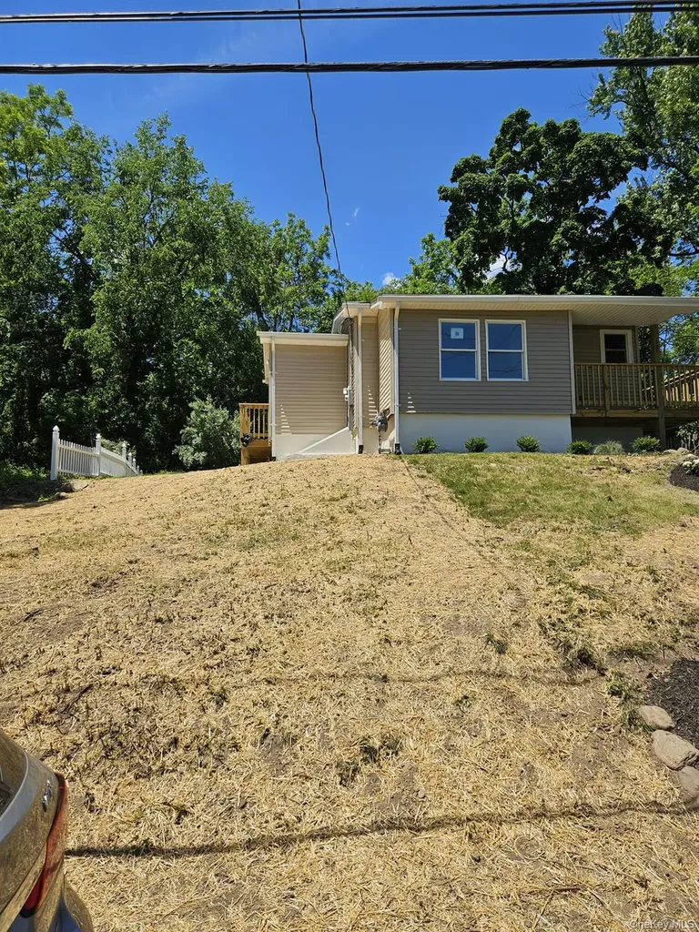 19 Dykes Park Road Nanuet NY 10954