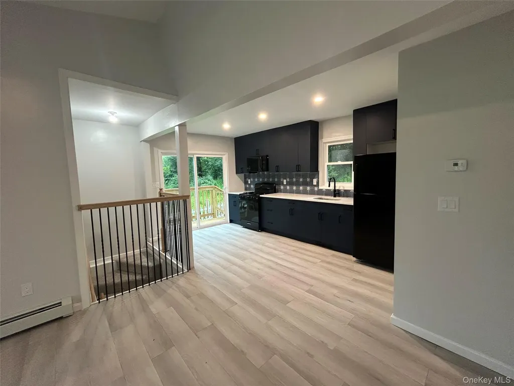 19 Dykes Park Road Nanuet NY 10954