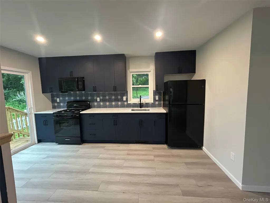 19 Dykes Park Road Nanuet NY 10954