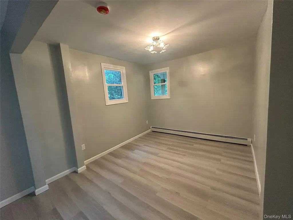 19 Dykes Park Road Nanuet NY 10954