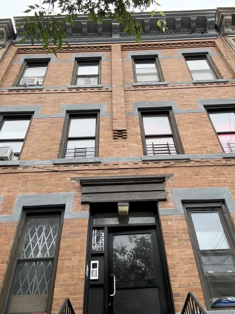 1719 Bleecker Street Ridgewood NY 11385