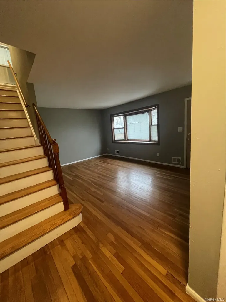 27 Harding Pearl River NY 10965