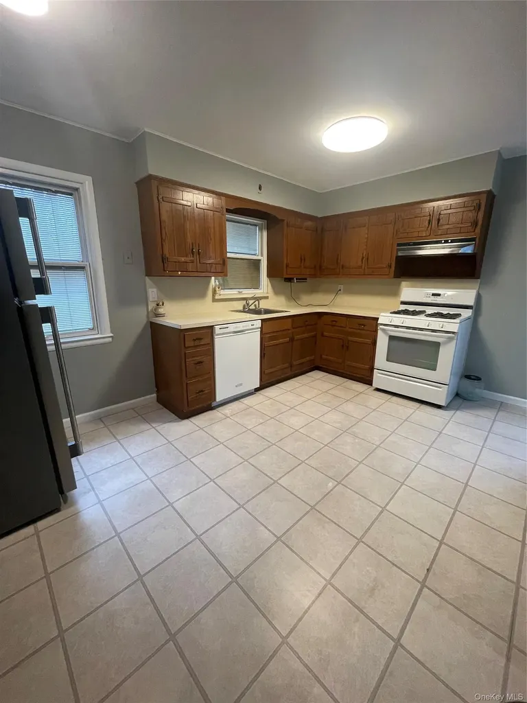 27 Harding Pearl River NY 10965
