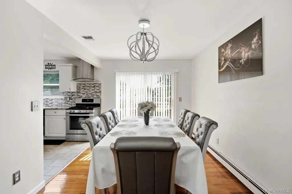10 Carman Boulevard Massapequa NY 11758