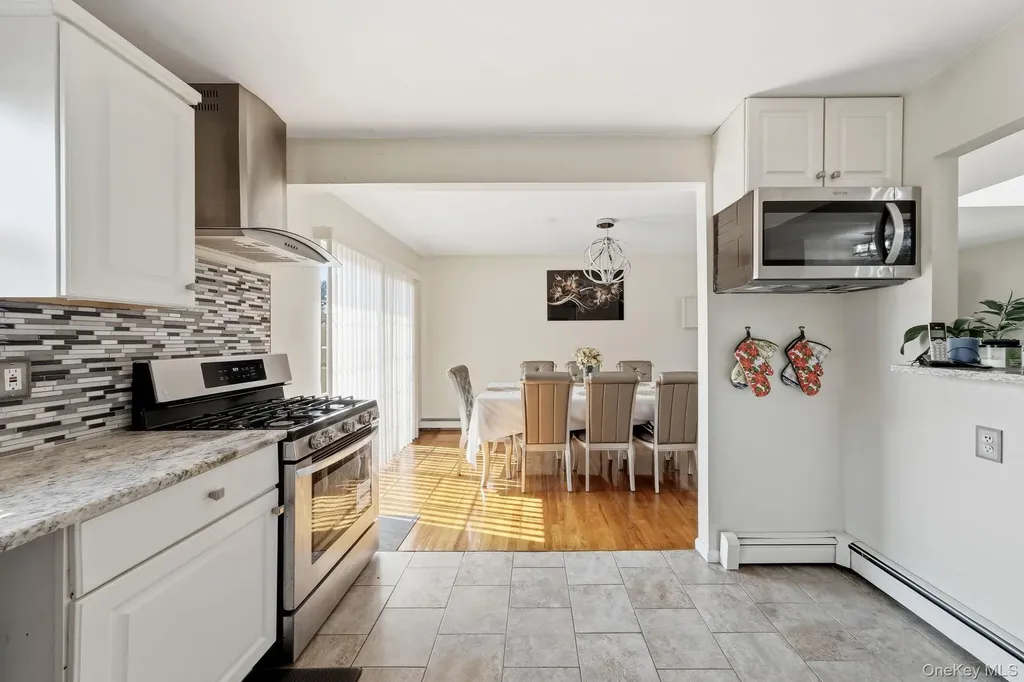 10 Carman Boulevard Massapequa NY 11758