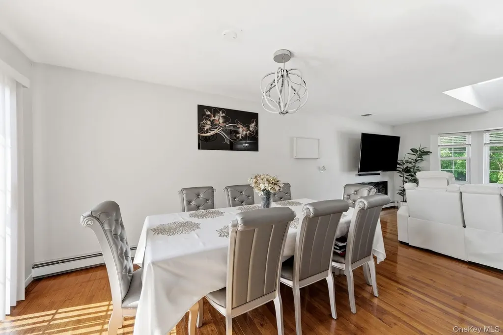 10 Carman Boulevard Massapequa NY 11758