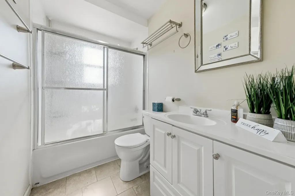 10 Carman Boulevard Massapequa NY 11758