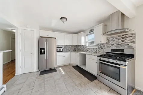 10 Carman Boulevard Massapequa NY 11758