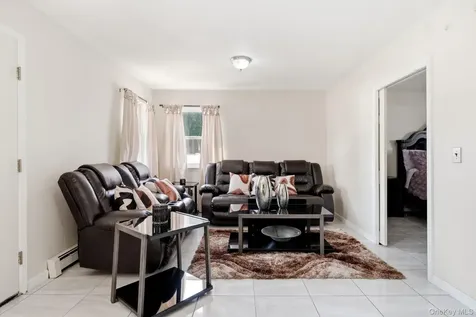 10 Carman Boulevard Massapequa NY 11758