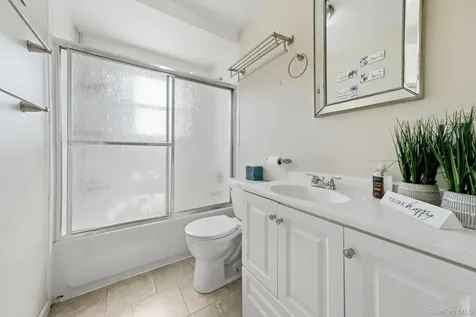 10 Carman Boulevard Massapequa NY 11758
