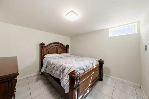 10 Carman Boulevard Massapequa NY 11758
