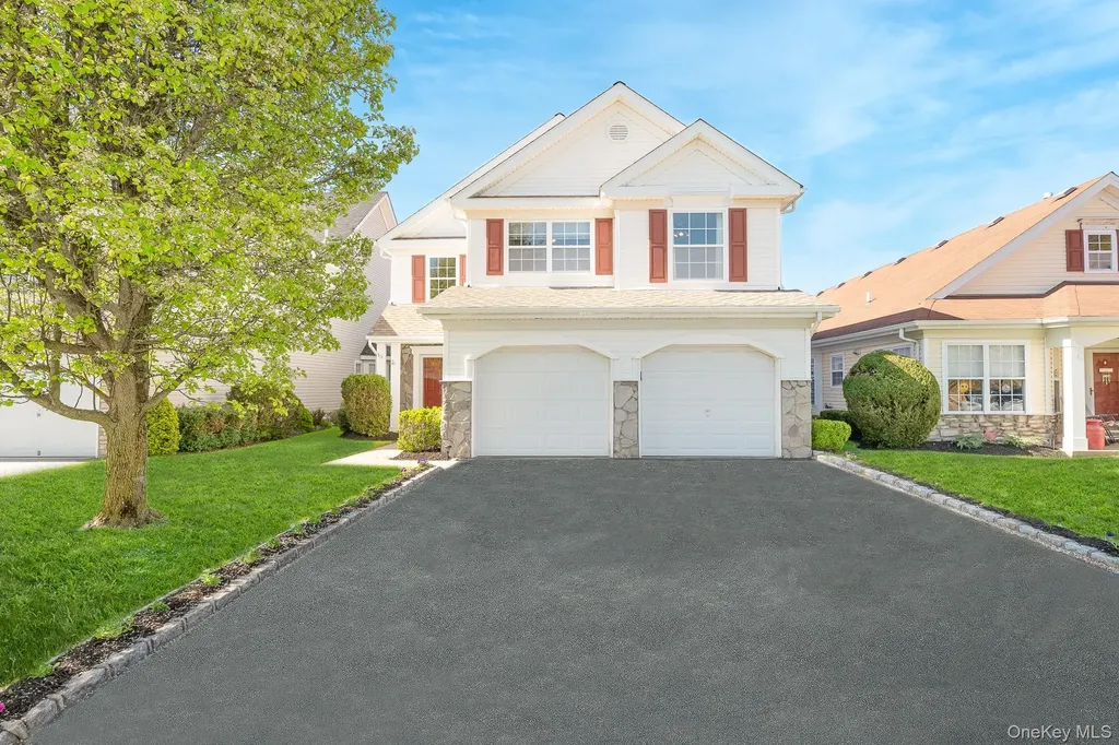 15 Sophia Drive Middle Island NY 11953