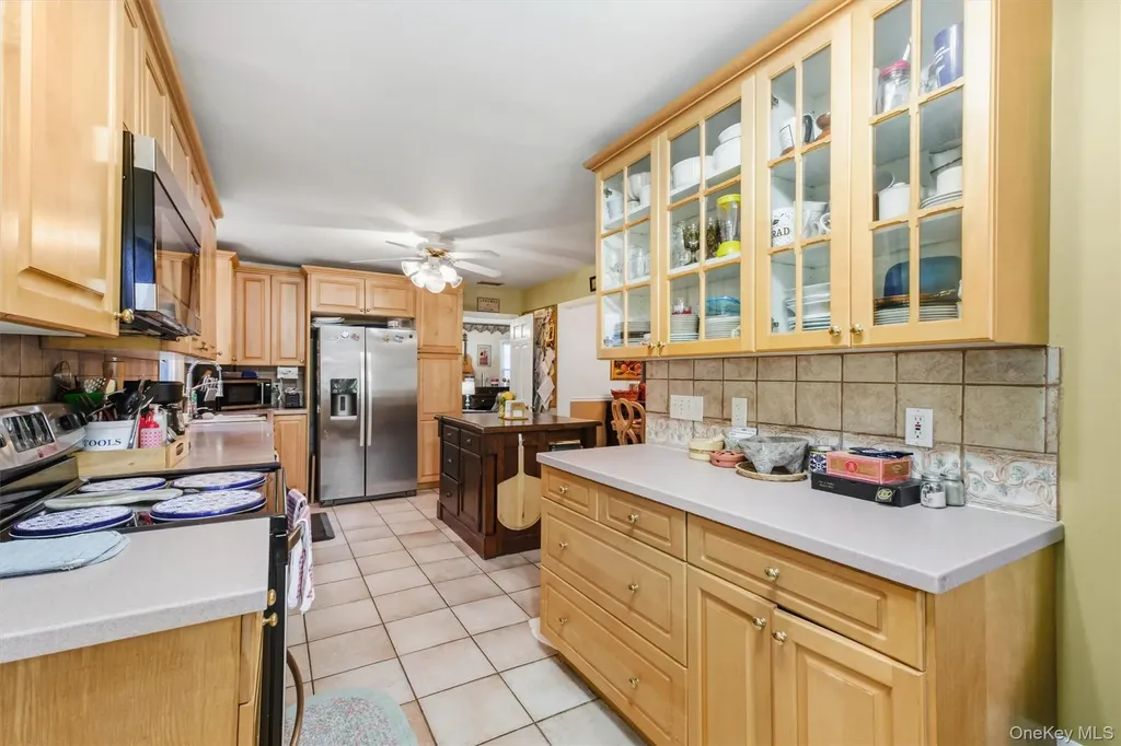 19 Lincoln Road Putnam Valley NY 10579