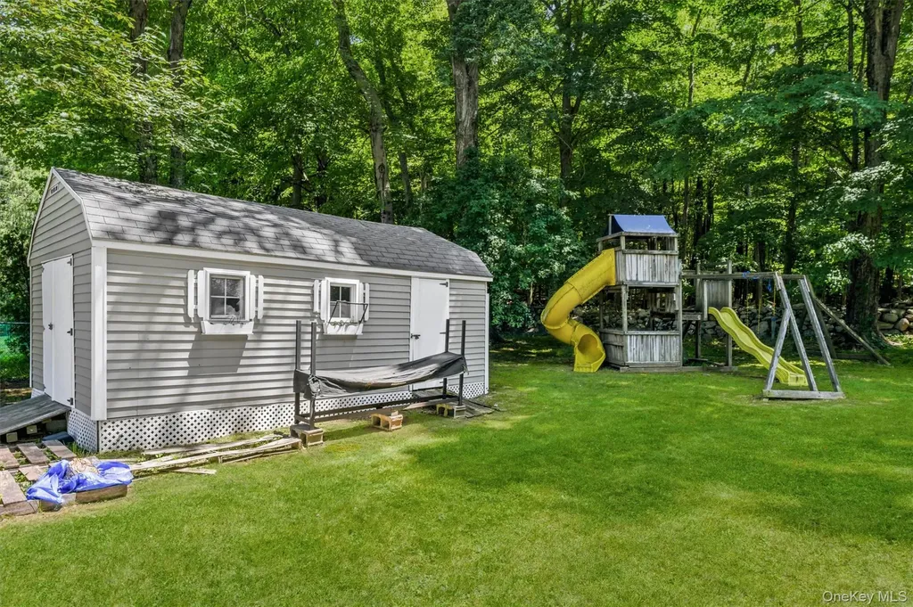 19 Lincoln Road Putnam Valley NY 10579
