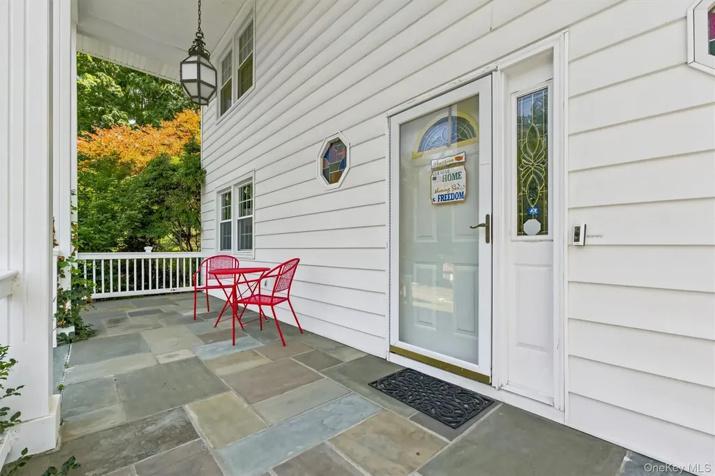 19 Lincoln Road Putnam Valley NY 10579