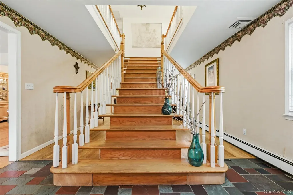 19 Lincoln Road Putnam Valley NY 10579