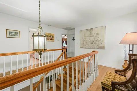 19 Lincoln Road Putnam Valley NY 10579